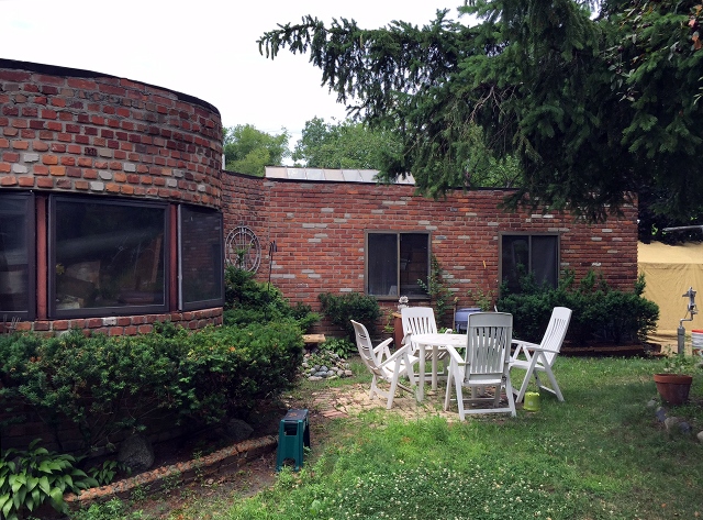 Richard Bennett's studio on northwest side of Detroit